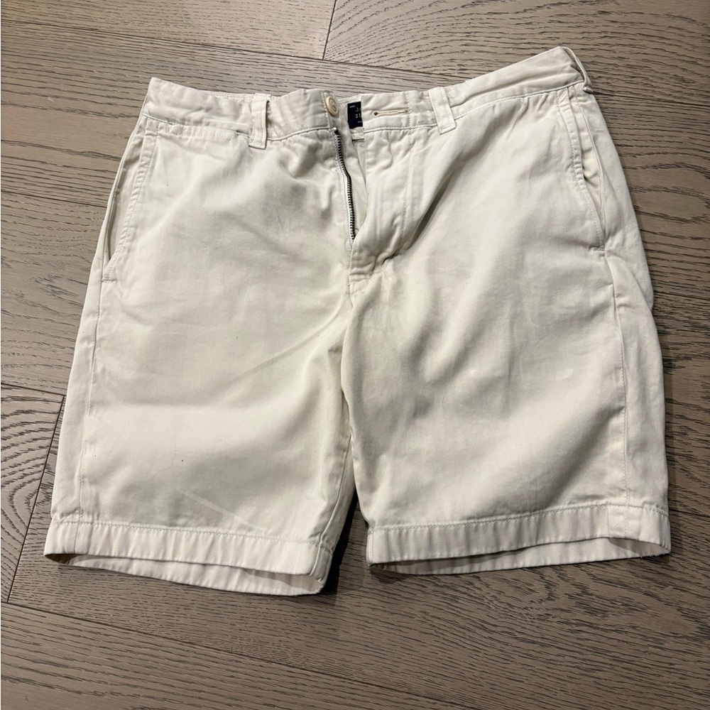Men's J Crew White Shorts. | Size 31